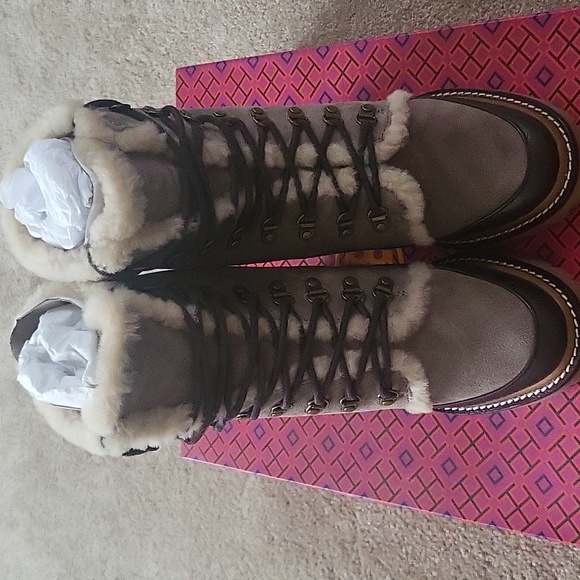Nib! Tory burch Miller 95mm shearling lug sole bootie 7 - Picture 6 of 13